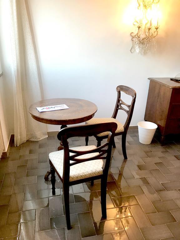 ארצו Myroom A Un Passo Dal Centro מראה חיצוני תמונה